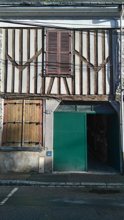 Ferienwohnung Le Nid Bord De La Loire Orléans Exterior foto
