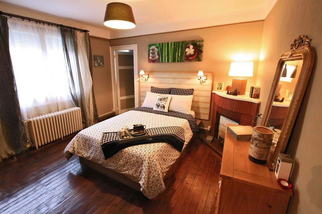Ferienwohnung Le Nid Bord De La Loire Orléans Exterior foto